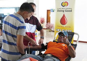 100 Blood Donors