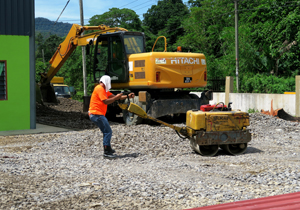 SK Tebakang gets help from CMS Roads crew