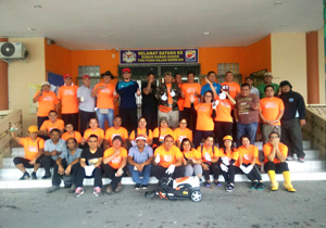 CMS Cement Industries cleans Rumah Kanak-Kanak Toh Puan Hajah Norkiah