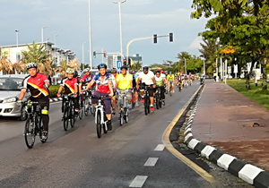 Cahya Cyclists at Boulevard Fun Ride