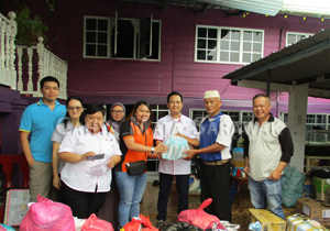 Donation-in-kind to Sibu fire victims